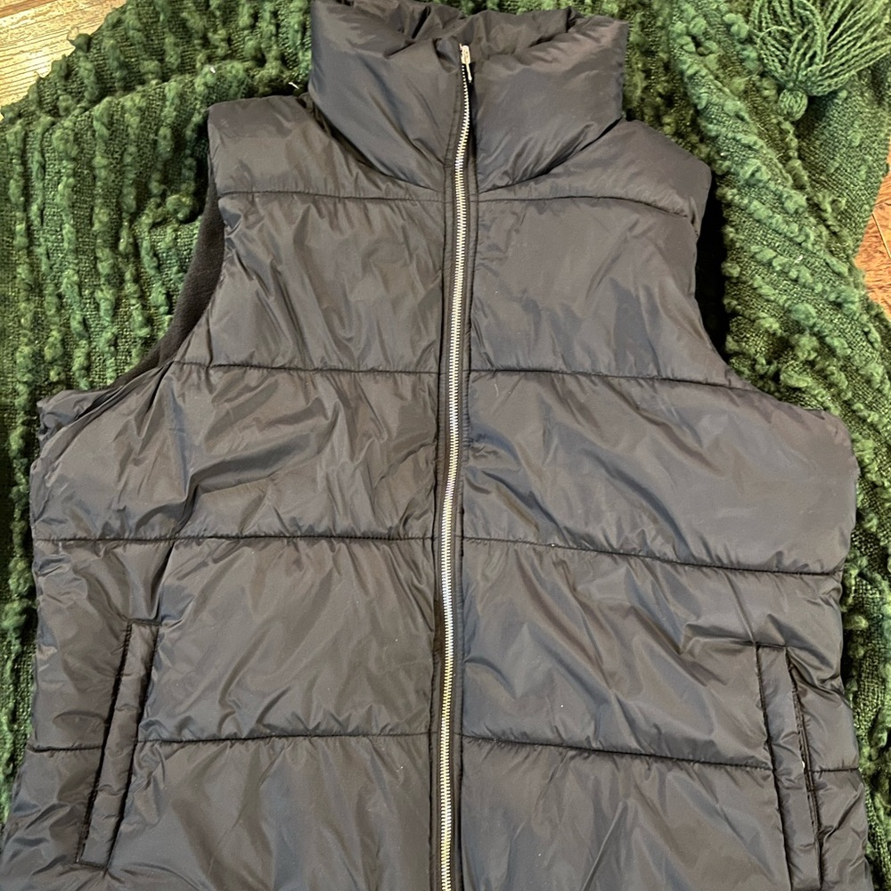 Old navy vest